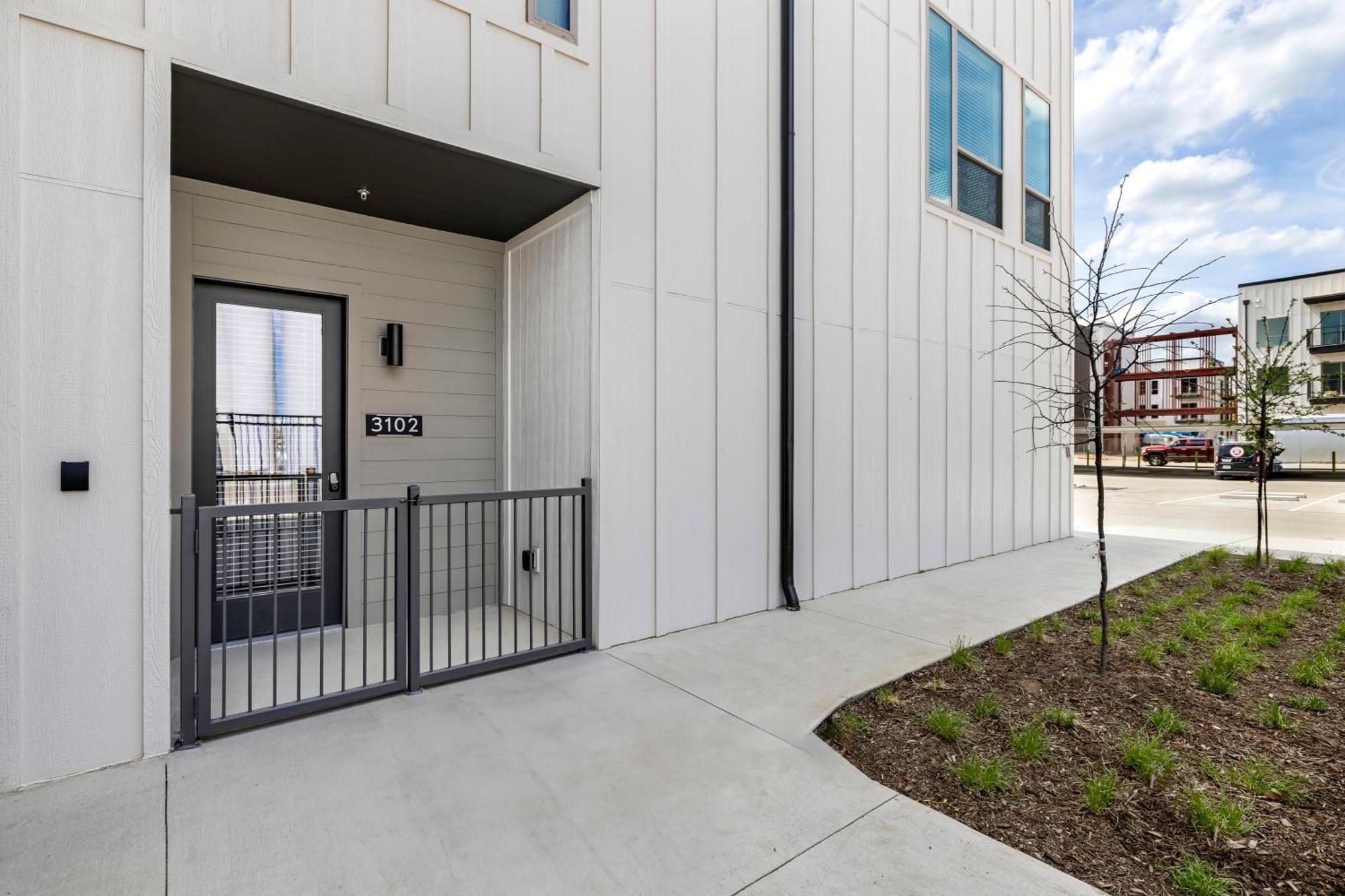 Railyard Apartments By Barsala Denton Rum bild