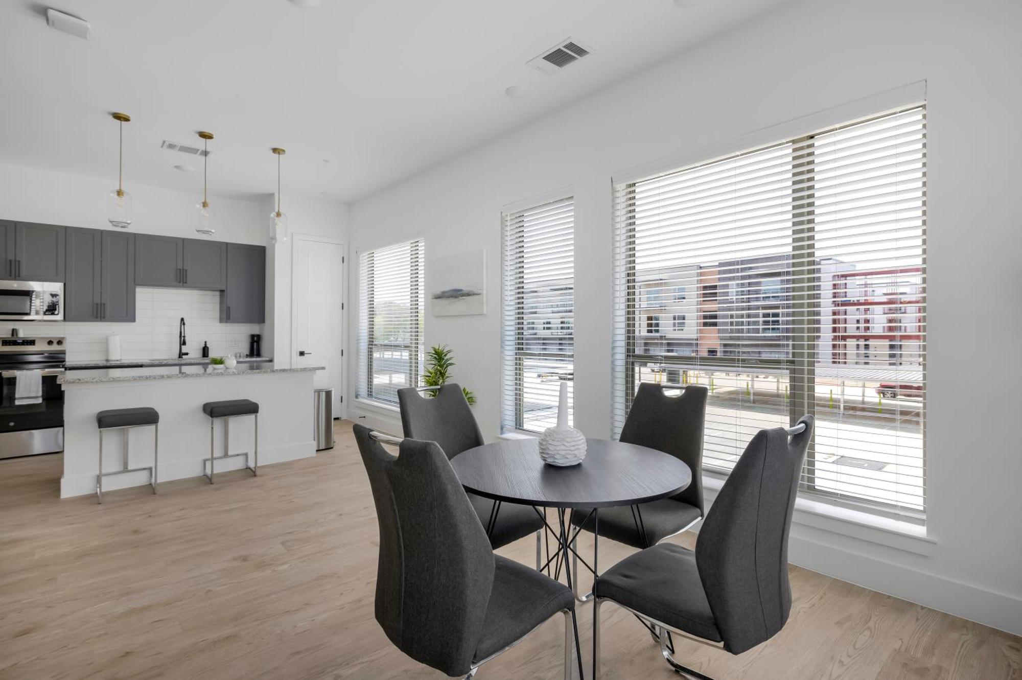 Railyard Apartments By Barsala Denton Rum bild