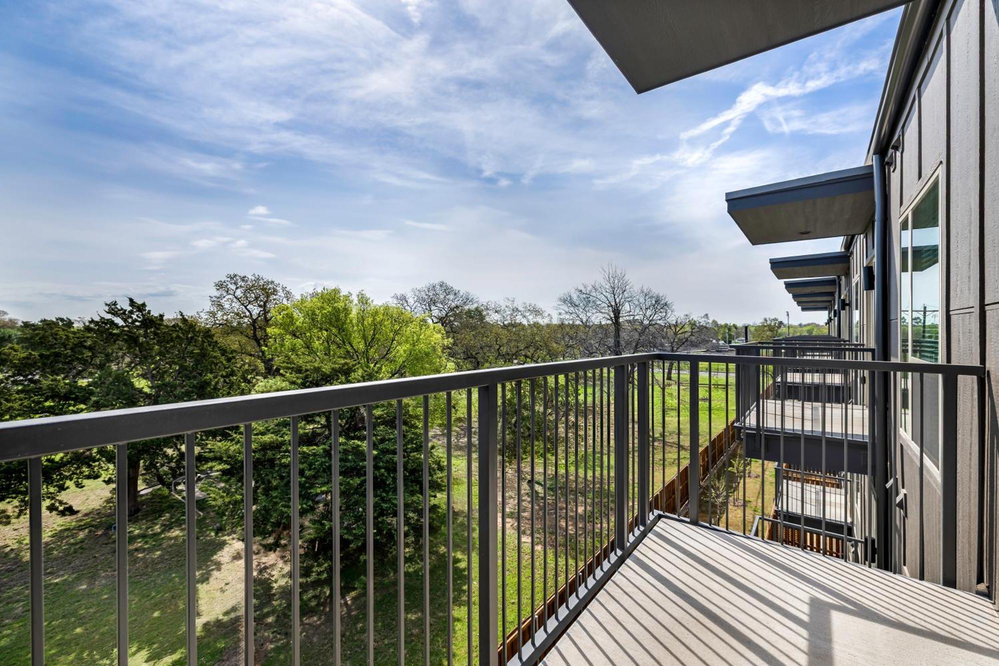 Railyard Apartments By Barsala Denton Rum bild