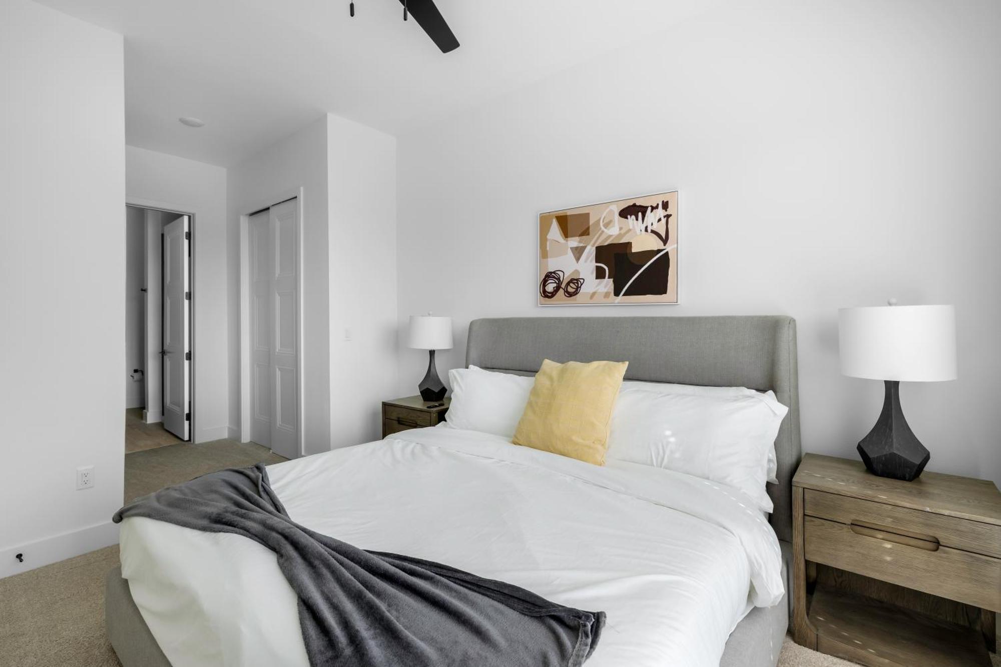 Railyard Apartments By Barsala Denton Rum bild